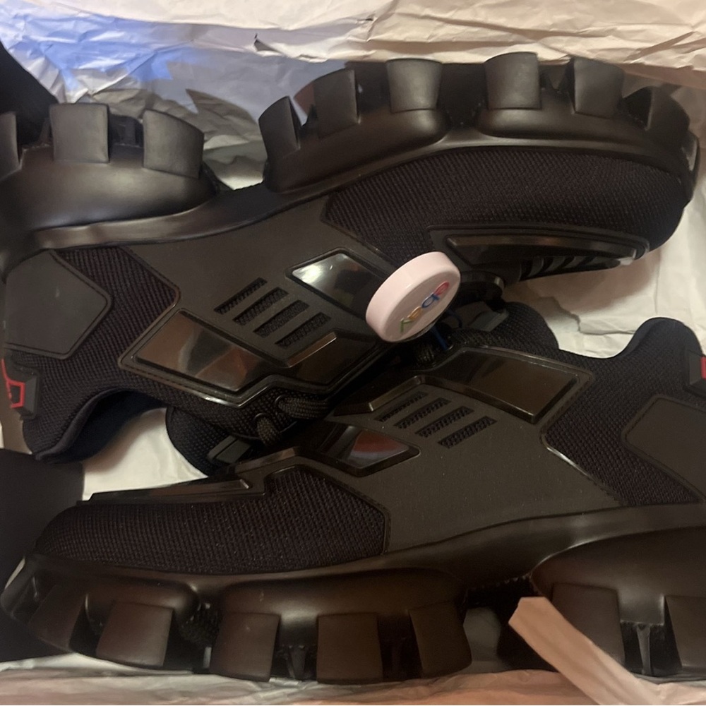 Black Men's Shoes - Picture 2 of 3